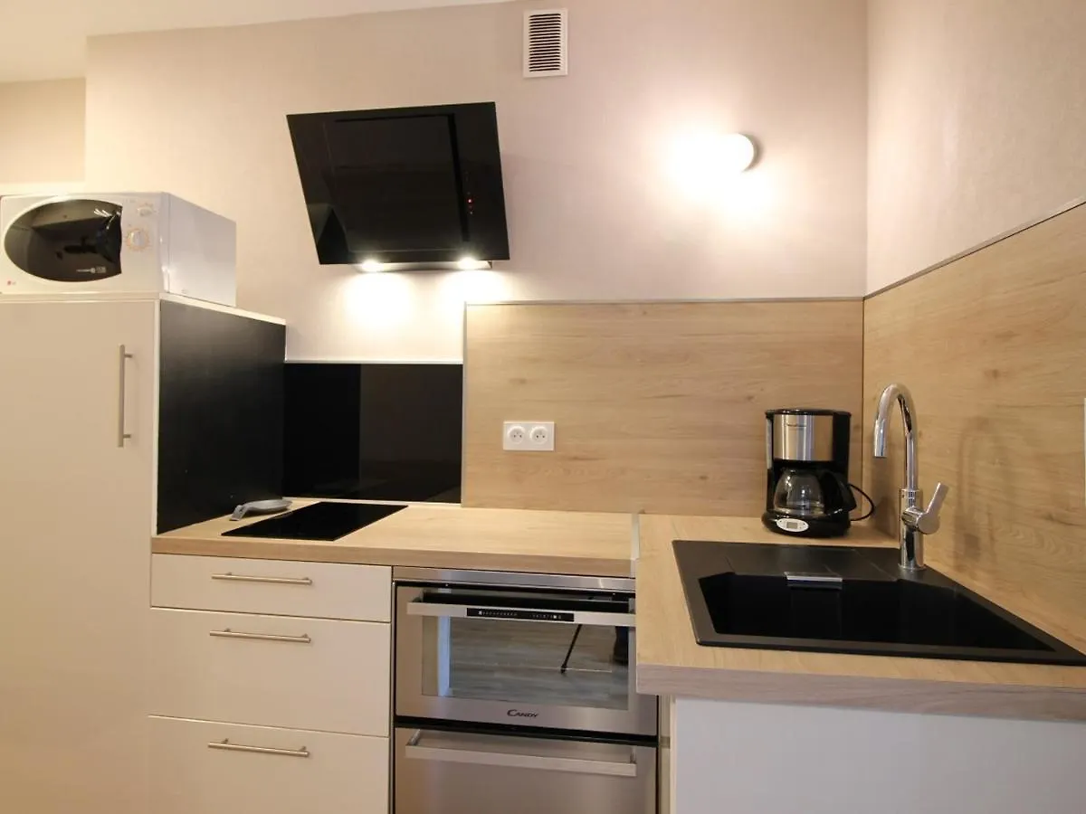 Charmant T2 Avec Balcon, Parking Privatif, Idealement Situe Au Mont-Dore, Proche Centre Et Thermes - Fr-1-608-244